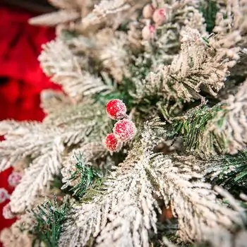 Christmas Tree With Berries PE + PVC 210 CM Snow-Covered - დათოვლილი ნაძვის ხე შერეული სილიკონის წიწვებით და კენკრით, 8 image