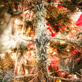 Christmas Tree 210 CM With Pine Cones And Lights PE + PVC Snow-Covered - დათოვლილი ნაძვის ხე შერეული სილიკონის წიწვებით, გირჩით და განათებით, 10 image