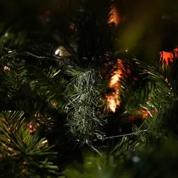 Winter Pearl Christmas Tree 210 CM With Pine Cones And Berries - ნაძვის ხე გირჩით და კენკრით, 16 image
