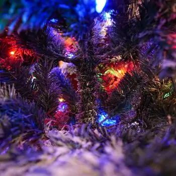 Snowcrest Christmas Tree  210 CM With Colorful Lights - დათოვლილი ნაძვის ხე ფერადი განათებით და შერეული სილიკონის წიწვით, 17 image