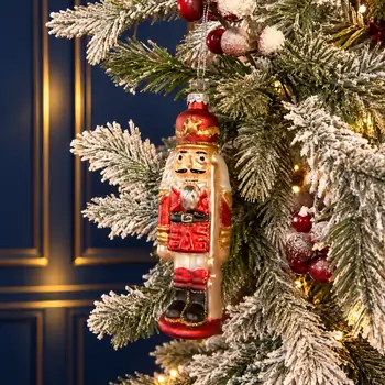 Royal Nutcracker Hanging Decoration - ნაძვის ხის სათამაშო