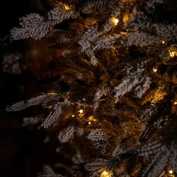 Celestine Snow-Covred Christmas Tree PE+PVC 210 CM With Mixed Silicone Needle And Lights - დათოვლილი ნაძვის ხე შერეული სილიკონის წიწვებით და განათებით, 13 image