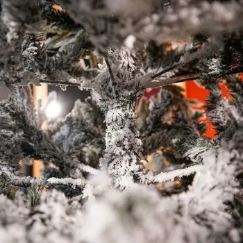 Serenia Snow-Covered Christmas Tree PE+PVC 210 CM With Mixe Silicone Needle - დათოვლილი ნაძვის ხე შერეული სილიკონის წიწვებით, 14 image