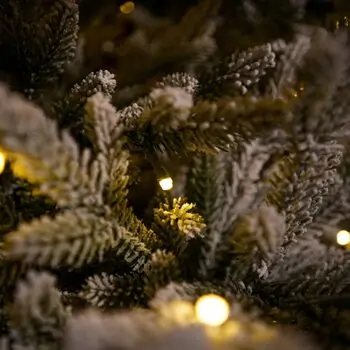 Arctic Snow-Covered Christmas Tree PE 225 CM With Lights - დათოვლილი ნაძვის ხე 100% სილიკონის წიწვებით, 10 image