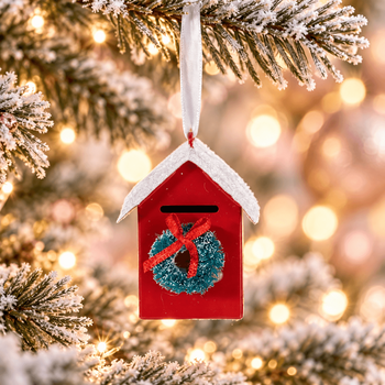 Holly Post Cottage Hanging Decoration - ნაძვის ხის სათამაშო