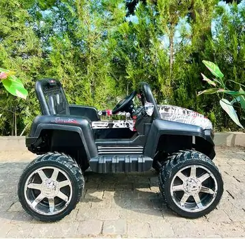 Big Electric Car Painted Black - ელექტრო მანქანა კაუჩუკის საბურავებით, 3 image