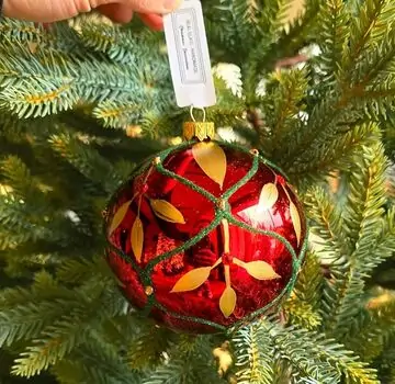 Beautiful Half Glittered Ball Hanging Decoration - ნაძვის ხის სათამაშო
