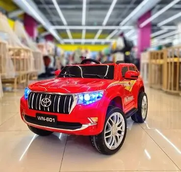 Toyota Prado Red -ელექტრო მანქანა კაუჩუკის საბურავებით, 3 image