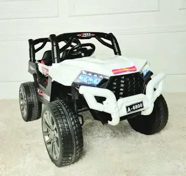 Mitsubishi Jeep White - ელექტრო მანქანა