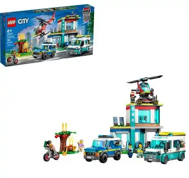 Lego City 60371 Emergency Vehicles HQ