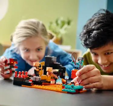 LEGO Minecraft 21185  The Nether Bastion, 8 image