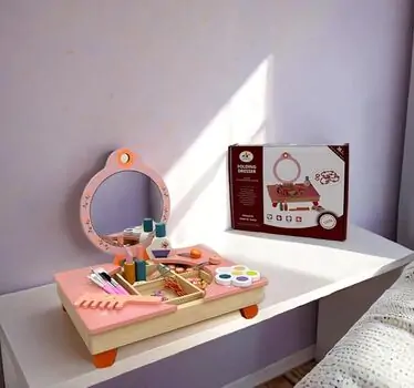 Wooden Dresser Set With Accsesoriess  - ხის საბავშვო ტრილიაჟი აქსესუარებით