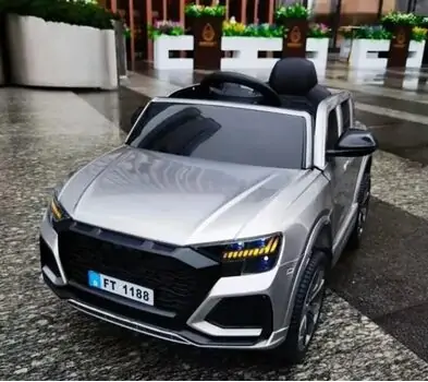 Audi Q8 Car painting Grey - ელექტრო მანქანა კაუჩუკის საბურავებით
