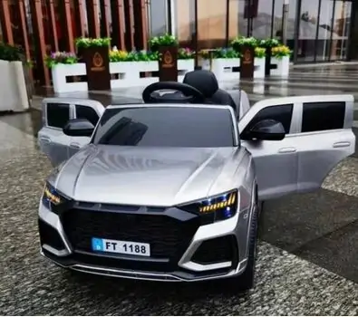 Audi Q8 Car painting Grey - ელექტრო მანქანა კაუჩუკის საბურავებით, 2 image
