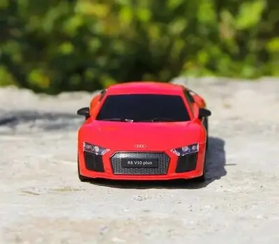 Audi R8 Light-Up Remote Controlled Car - სათამაშო დისტანციურად მართვადი უდის მანქანა, 7 image