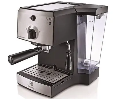 ესპრესოს აპარატი Electrolux EEA111
