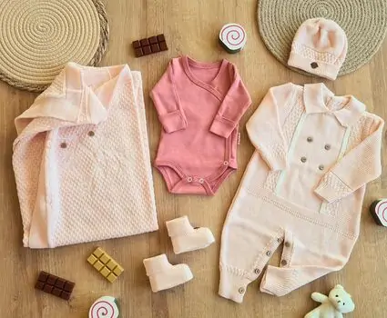 Cute Knitted 5 In 1 Set Pink - ჩვილის სამოსის ნაკრები, 2 image