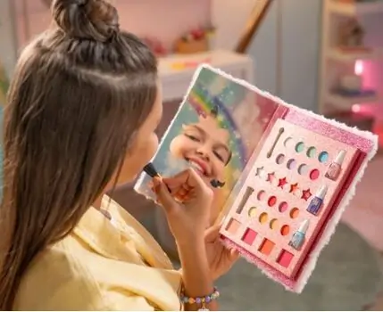 Magic Unicorn Makeup Book - საბავშვო კოსმეტიკის ბლოკნოტი