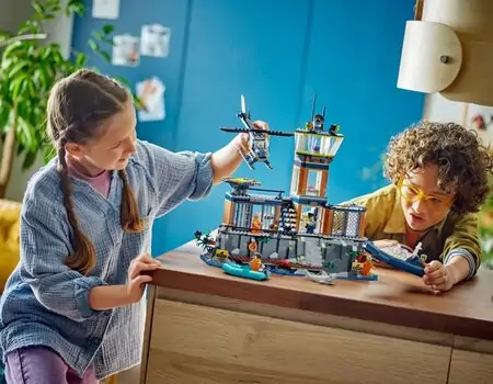 Lego City 60419 Police Prison Island, 9 image