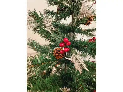 Christmas Tree With Pine Cones And Berries საახალწლო ნაძვის ხე დათოვლილი ბოლოებით გირჩით და კენკრით 180 სმ (OT647), 2 image