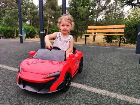 Mclaren V6 Red - საბავშვო ელექტრო მანქანა