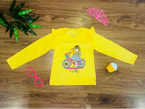 PRETTY GIRL WITH BICYCLE YELLOW 523404 ALG გრძელ მკლავიანი მაისური