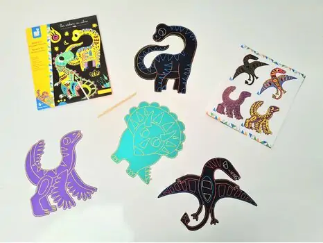 Scratch Art Dinosaur Cut Outs J07889 სათამაშო ბარათები