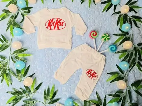 KITKAT Set Red 1002 საბავშვო ტანსაცმლის ნაკრები