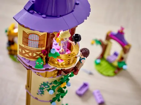 LEGO Disney 43187 Rapunzel's Tower, 15 image