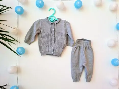 Caramell baby knitted clothes set საბავშვო ტანსაცმლის ორეული 8285 grey
