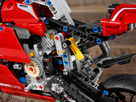 Lego Technic 42107 Ducati Panigale V4 R, 9 image