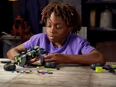 Lego Technic 42118 Monster Jam™ Grave Digger™, 11 image