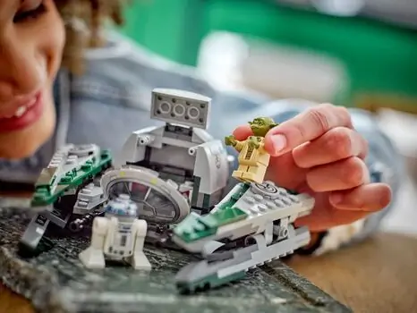 Lego Star Wars 75360 Yoda's Jedi Starfighter™, 10 image