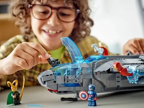 Lego Super Heroes 76248 The Avengers Quinjet, 12 image