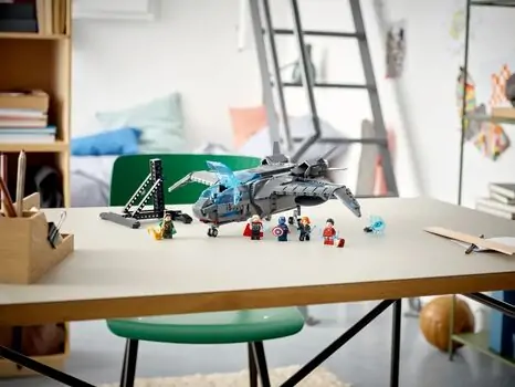 Lego Super Heroes 76248 The Avengers Quinjet, 13 image