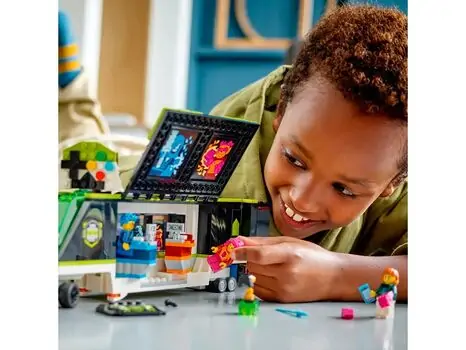 Lego City 60388 Gaming Tournament Truck, 10 image