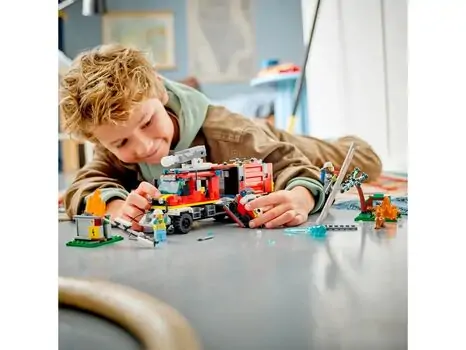 Lego City 60374 Fire Command Truck, 13 image
