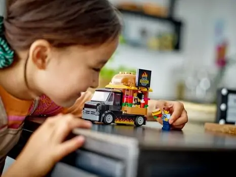 Lego City 60404 Burger Truck, 9 image