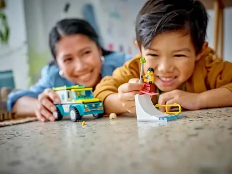Lego City 60403 Emergency Ambulance and Snowboarder, 7 image