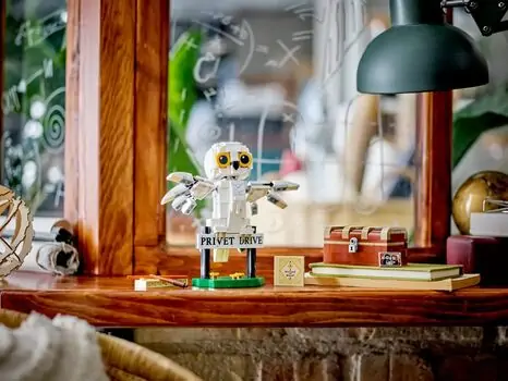 Lego Harry Potter 76425 Hedwig™ at 4 Privet Drive, 8 image