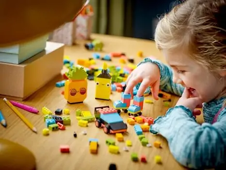 Lego Classic 11027 Creative Neon Fun, 13 image