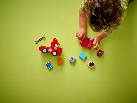 Lego Duplo 10417 Mack at the Race, 6 image