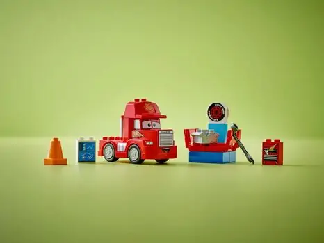 Lego Duplo 10417 Mack at the Race, 5 image