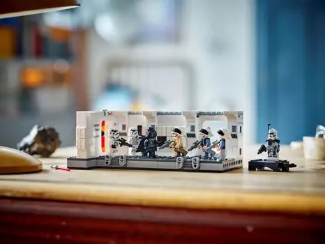 Lego Star Wars 75387 Boarding the Tantive IV, 8 image
