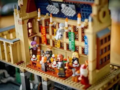 LEGO Harry Potter 76435 Hogwarts™ Castle: The Great Hall, 9 image