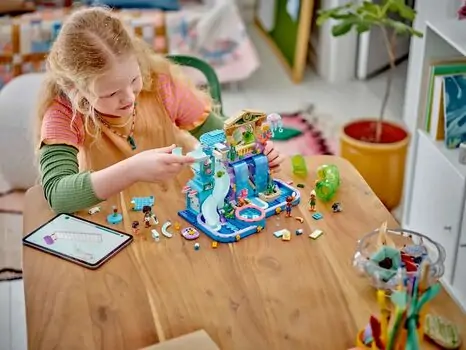 Lego Friends 42630 Heartlake City Water Park, 11 image