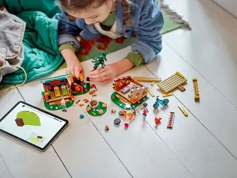 Lego Friends 42624 Adventure Camp Cozy Cabins, 10 image