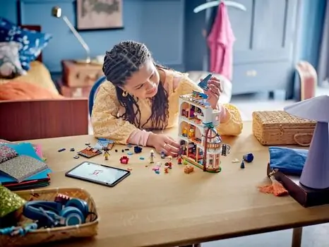 Lego Friends 42638 Castle Bed and Breakfast, 5 image