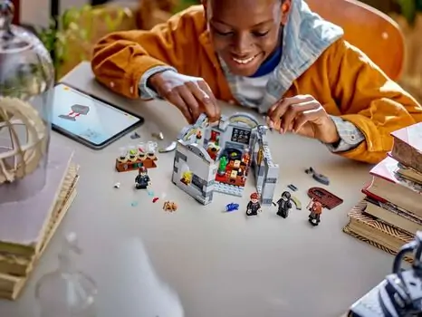 LEGO Harry Potter 76431 Hogwarts™ Castle: Potions Class, 9 image