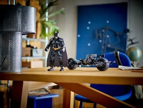 Lego Super Heroes 76273 Batman Construction Figure and the Bat-Pod Bike, 10 image